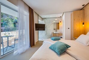 4 Schlafzimmer, Zimmersafe, Bügeleisen/Bügelbrett, kostenloses WLAN