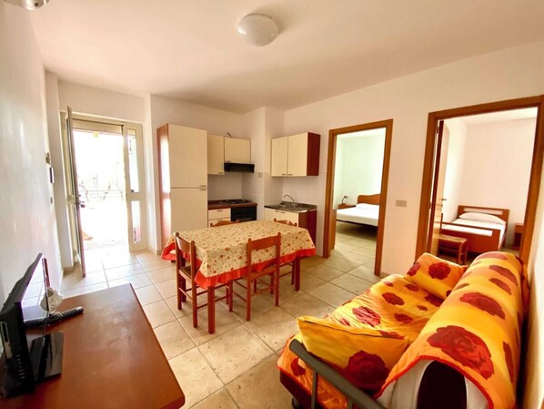 2 Schlafzimmer, Bügeleisen/Bügelbrett, kostenloses WLAN