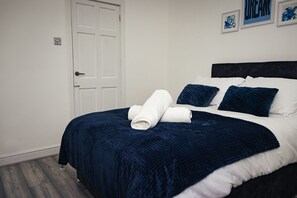 3 makuuhuonetta, ilmainen Wi-Fi, vuodevaatteet