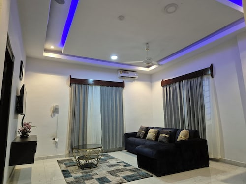 A2 City Home Apartments