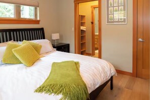 3 chambres, bureau, fer et planche à repasser, Wi-Fi gratuit