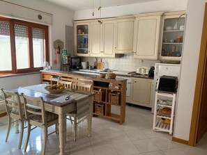 Mikrowelle, Ofen, Herdplatte