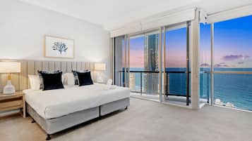 5 bedrooms, iron/ironing board, free WiFi, bed sheets