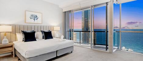 5 Schlafzimmer, Bügeleisen/Bügelbrett, kostenloses WLAN, Bettwäsche