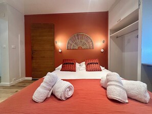 1 bedroom, iron/ironing board, WiFi, bed sheets