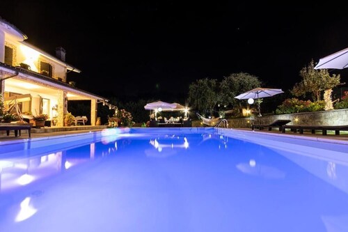 Villa Vacanze Valentina - Apartment A - Apartment in villa with swimming pool