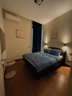 1 bedroom, soundproofing, iron/ironing board, WiFi