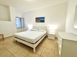 1 bedroom, iron/ironing board, free WiFi