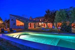 Villa | 5 bedrooms - Casale Tre Cipressi 10 Emma Villas (Amelia)