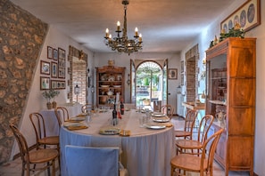 Villa | 5 bedrooms - Casale Tre Cipressi 10 Emma Villas (Amelia)