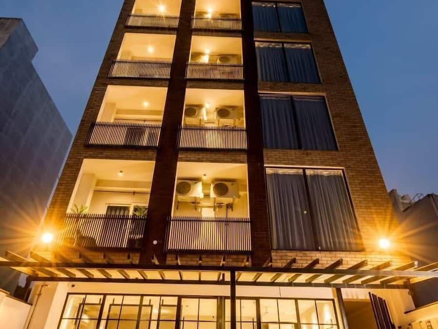 Fachada de la propiedad