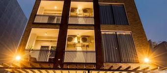 Imperial Stayz