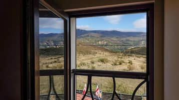 Comfort Double or Twin Room, Mountain View | Interior