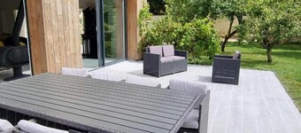 Charming gîte with swimming pool for a friendly, relaxing stay!