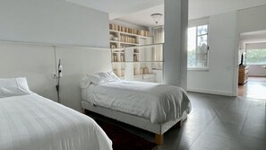 3 habitaciones, tabla de planchar con plancha, wifi y ropa de cama 