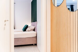 Free WiFi, bed sheets