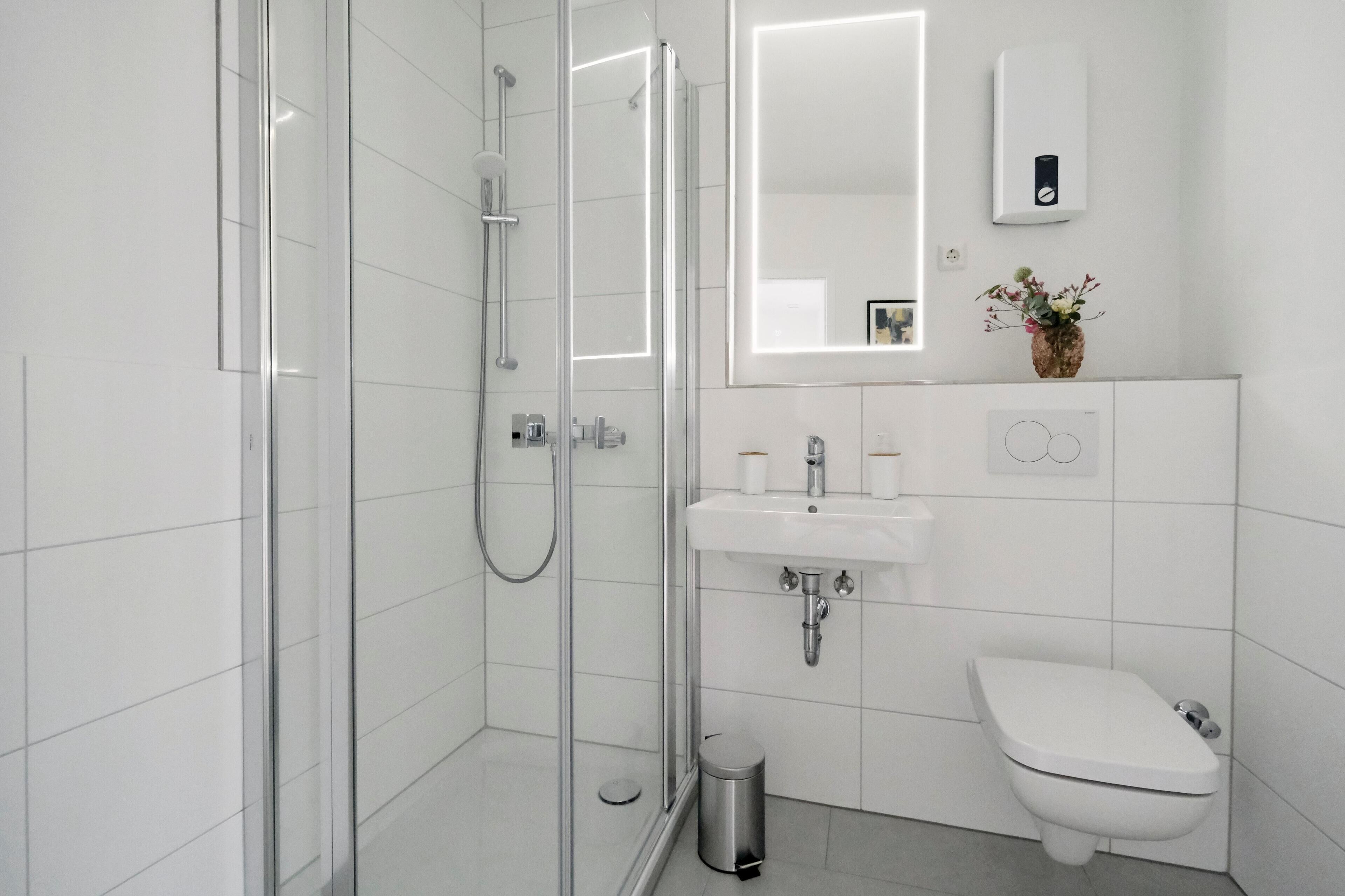 Bruser, hårtørrer, håndklæder