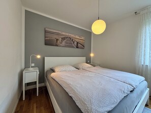 2 soverom, strykejern/-brett, wi-fi (inkludert) og sengetøy