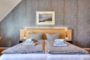 Desk, free WiFi, bed sheets