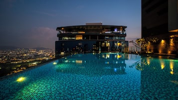 Experience the city from a unique perspective with breathtaking views of the cityscape from our hotel's infinity pool.