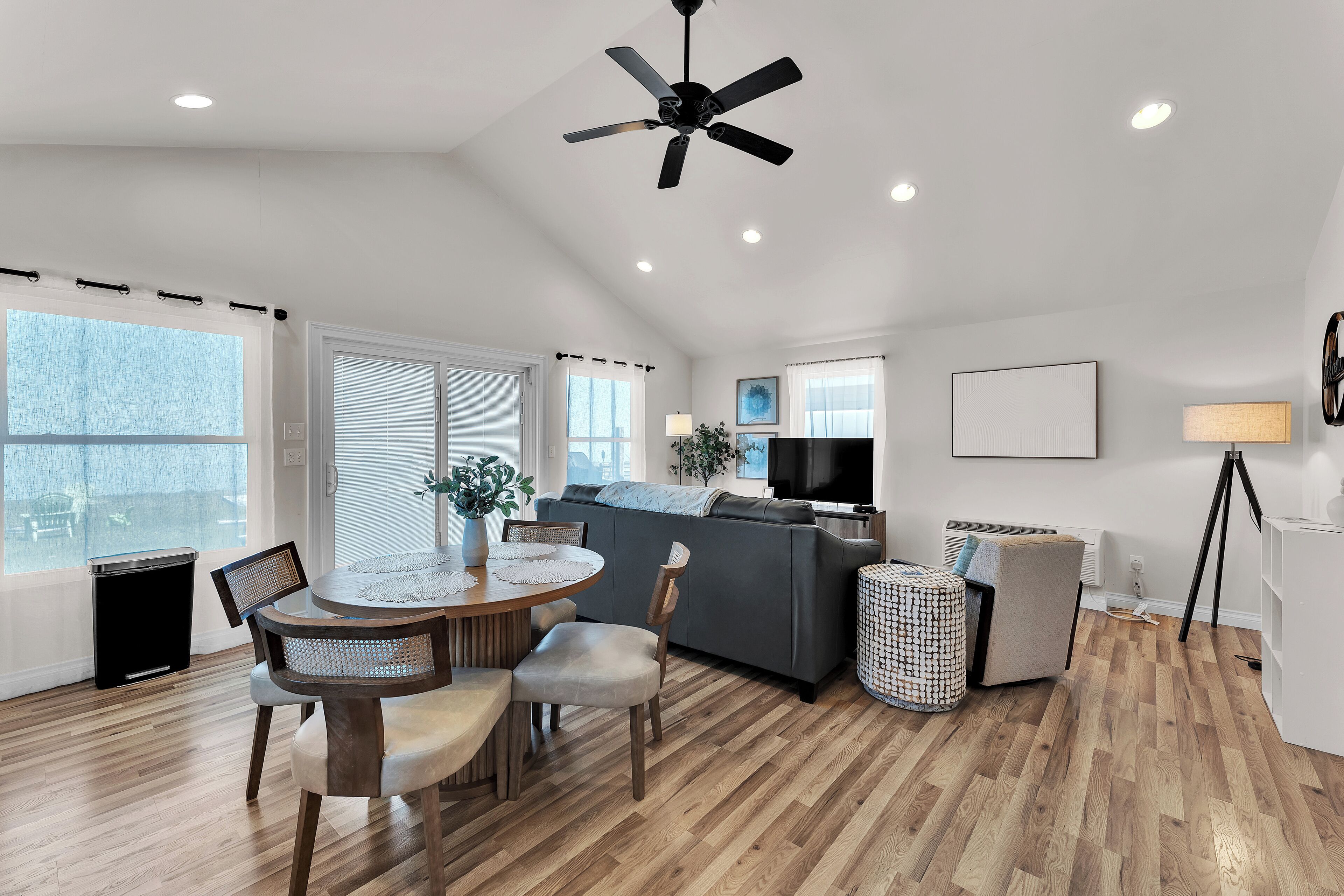 Téléviseur connecté, foyer