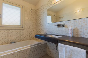 Villa | Badezimmer | Bidet