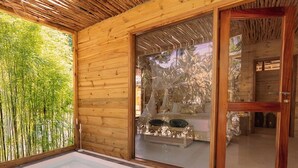 Standard Triple Room, Garden View