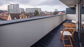 Superior Apartment | Terrace/patio