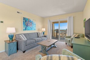 TV, DVD player - A Pelican's Watch at Admirals View III - Oceanfront With Flexible Check In / Out (Kill Devil Hills)