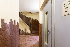 Apartment | 2 bedrooms - XXV Aprile by Wonderful Italy - Basilico 10 (Genoa)