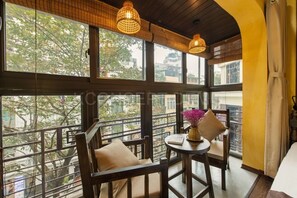 Interior - Central Art Boutique Railside Respite 2bds Washer (Hà Nội)