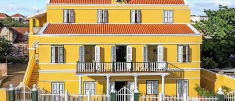 Fachada del alojamiento