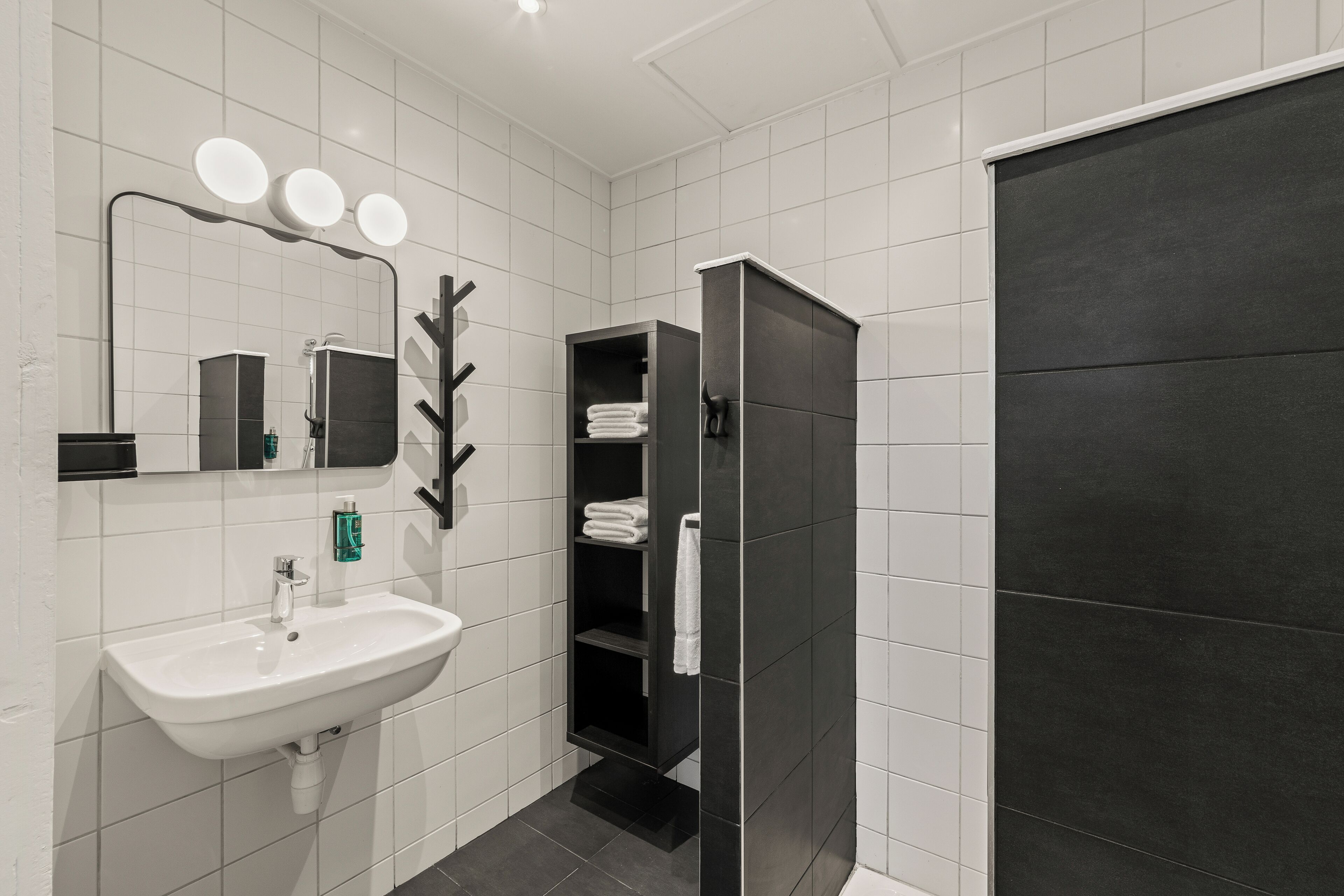 Photo - NEW Drift Hotels