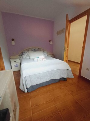 Classic Room, Mountain View | Iron/ironing board, free WiFi - hotel apartamentos el coterin (Cabrales)