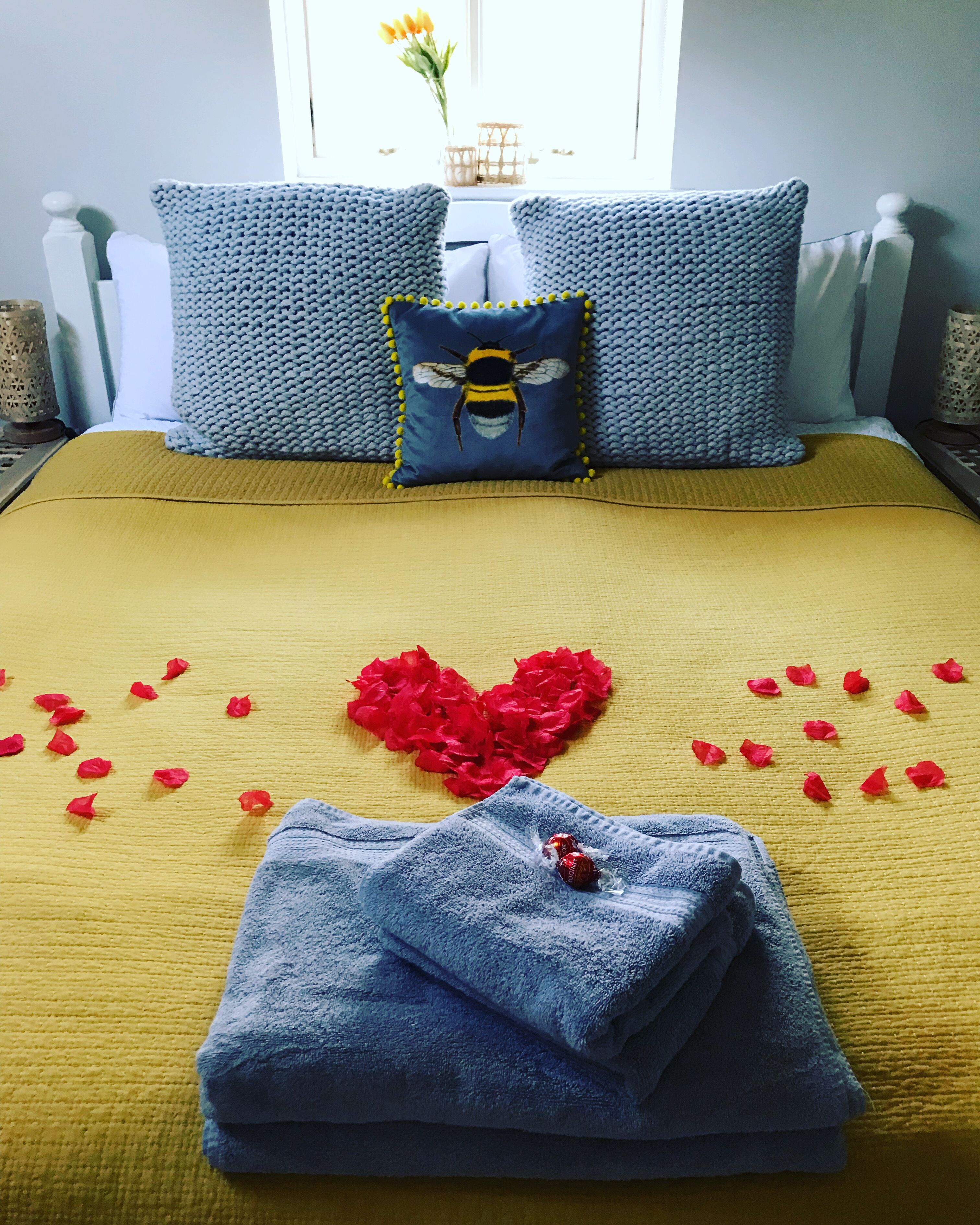 1 bedroom, iron/ironing board, travel cot, free WiFi