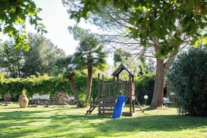 Aire de jeux - extérieure