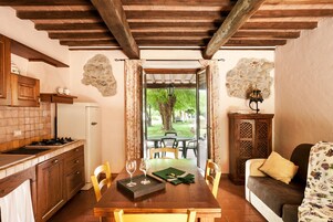 Classic Duplex, 2 Bedrooms, Patio, Pool View | Terrace/patio