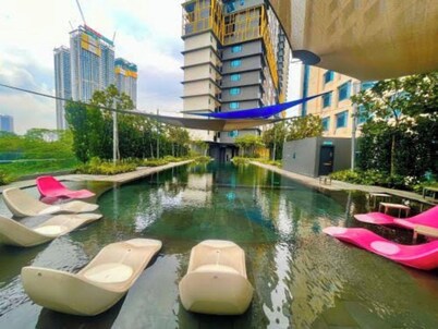 Grand Lumia Suite At Opus Residence 