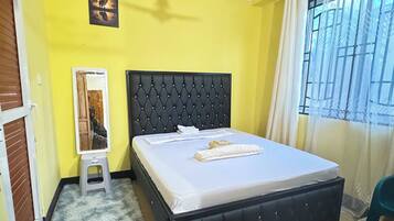 1 bedroom, iron/ironing board, WiFi