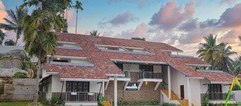 Holidays Garden Resort