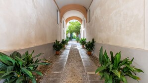 Apartment - Palazzo De Gregorio Apartments - La Boh me- CAV CM (Palermo)