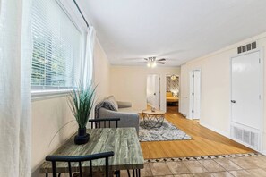 Interior - Peaceful duplex in a wooded area ,backs up to a tranquil creek near Mueller (Austin)