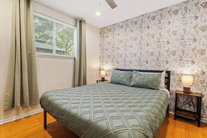 2 bedrooms, desk, iron/ironing board, free WiFi