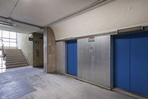 House | 1 bedroom - Chic Modern Lofts - B - BK (Genoa)