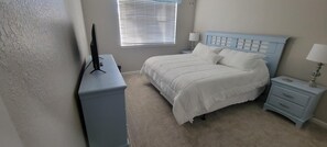 2 soverom, strykejern/-brett, wi-fi og sengetøy