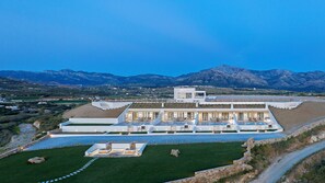 Property grounds - La Grande Vue Private Villas (Naxos)