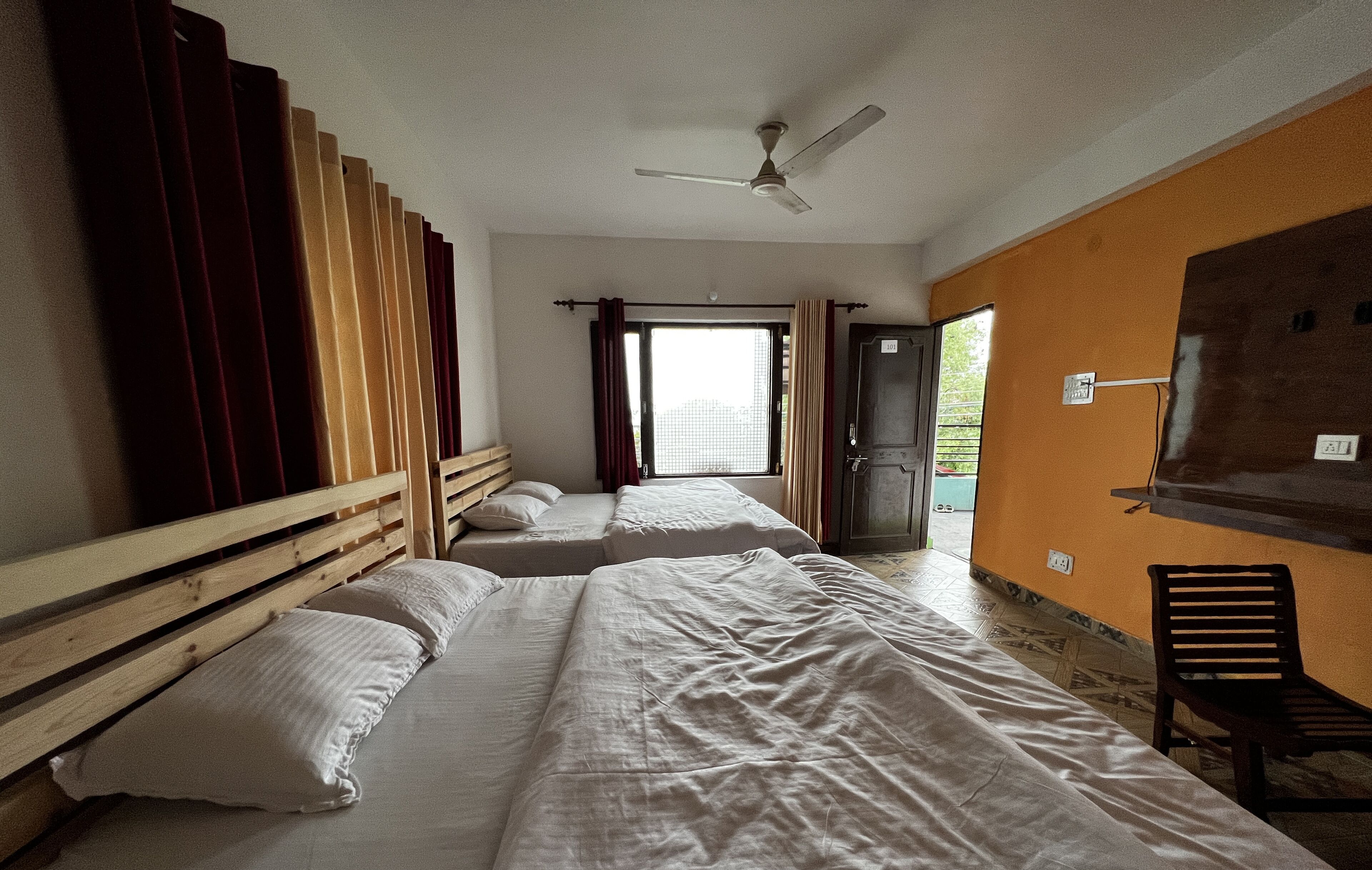 Family Quadruple Room, Balcony, Valley View