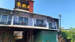 Majoituspaikan julkisivu