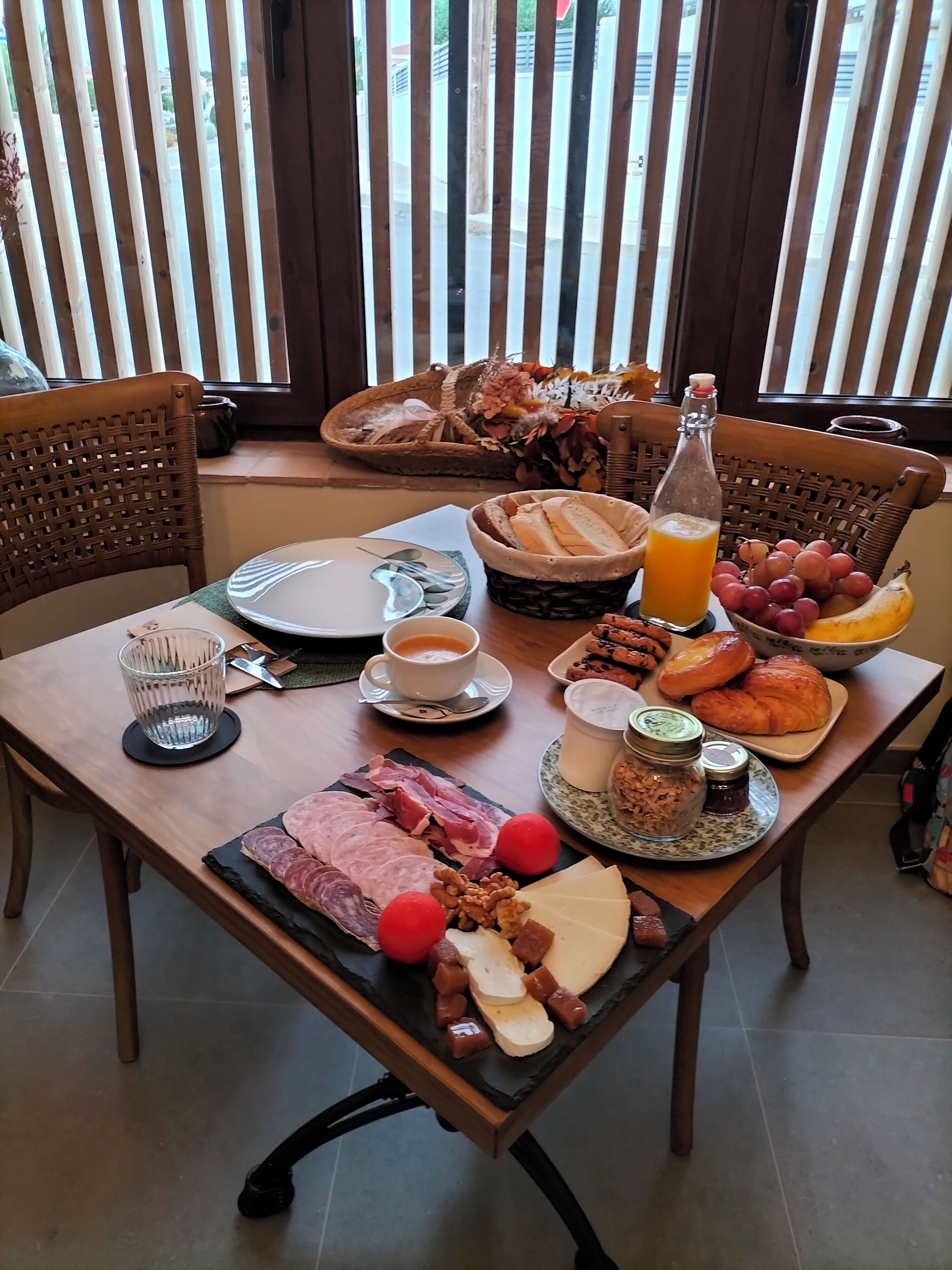 Free daily local cuisine breakfast