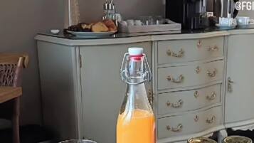 Petit déjeuner composé de spécialités régionales compris tous les jours